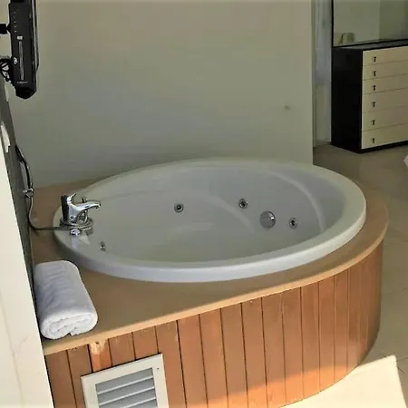 Villa Beautiful Private 4 Bed Villa With Amazing Views In Peaceful Location